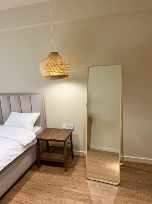 2 Bedroom On Ismail Corner Stefan Cel Mare, New Apartment, Chisinau Center! Eksteriør billede